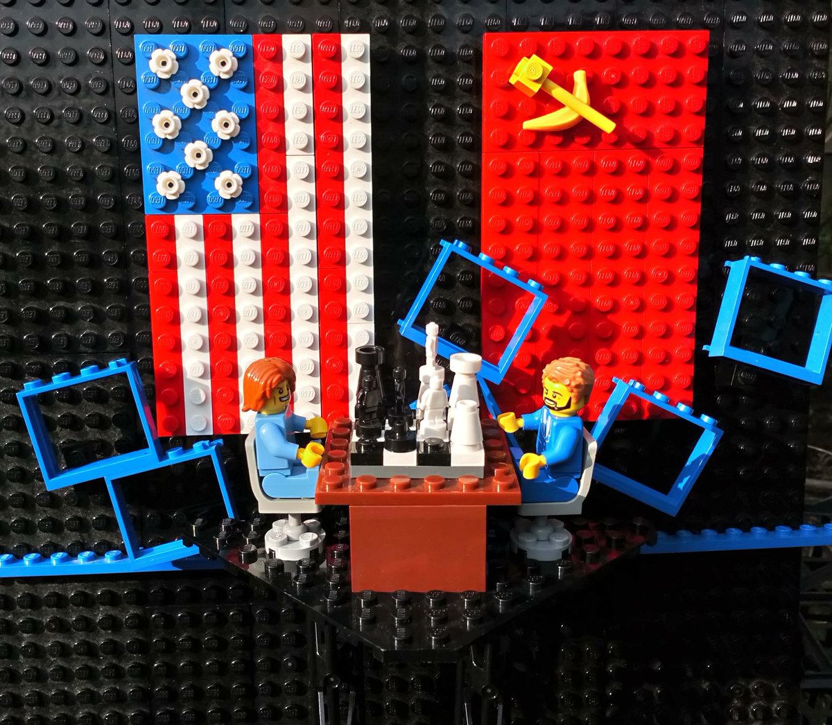 E_N_O's tweet photo. Can you name this epic musical love story that came to the @LondonColiseum in 2018 and featured a few familiar faces alongside the ENO Orchestra and Chorus? #ENOLegoChallenge @LEGO_Group
@mrmichaelball @alexandramusic #TimHowar https://t.co/yCd9us8Edf