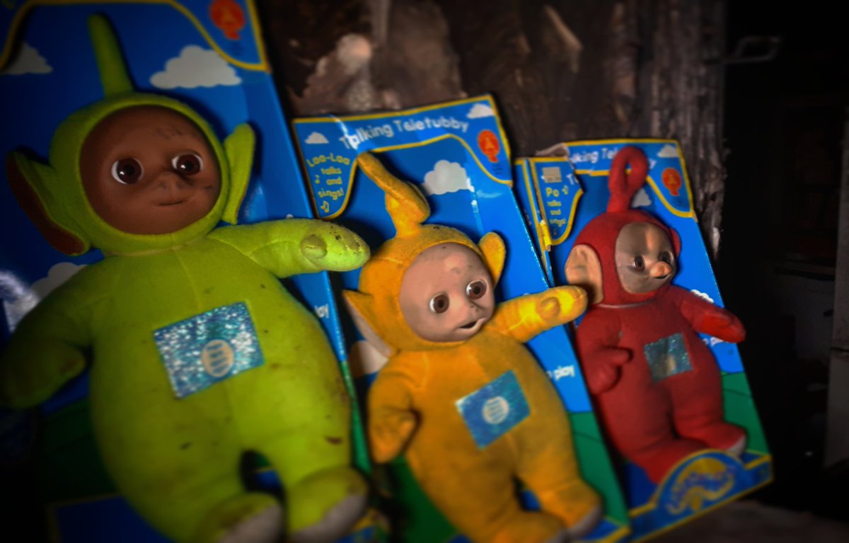 AdamMarkExplore's tweet image. Old man mckays house of Collectables 

youtu.be/dQYzpWyanNo