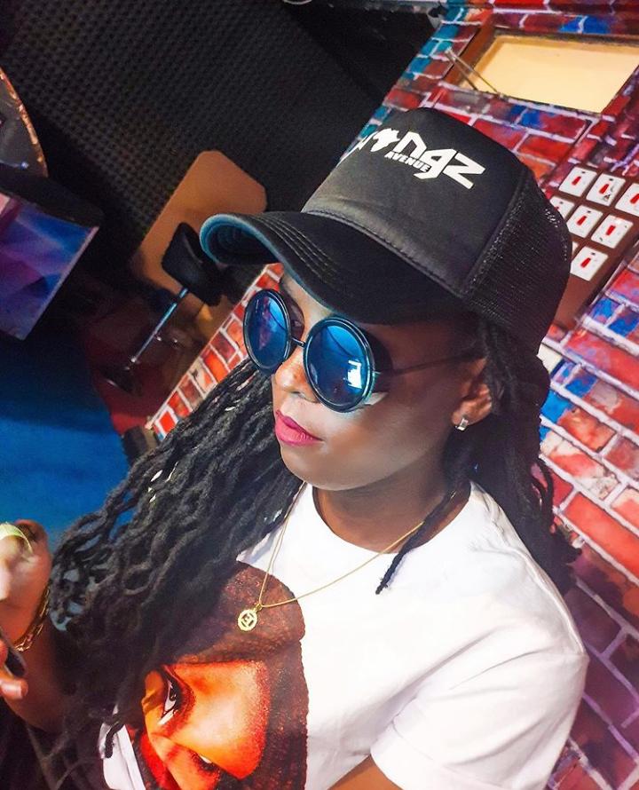 WahBorn's tweet photo. My lovely one my baddest my Diva @AzawiOfficial wishes you a safe stayβ€οΈ
#repeatitvideo still trendingππ§π§π§π§π§π§π§ https://t.co/Kggqg3qkKs