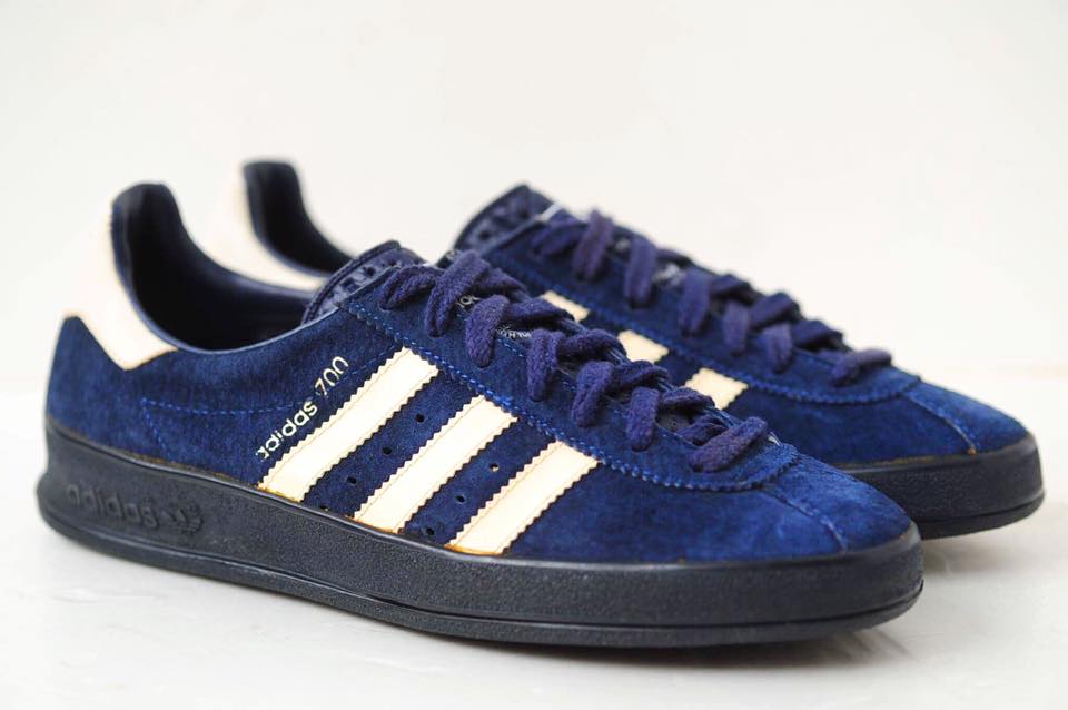 adidas as700