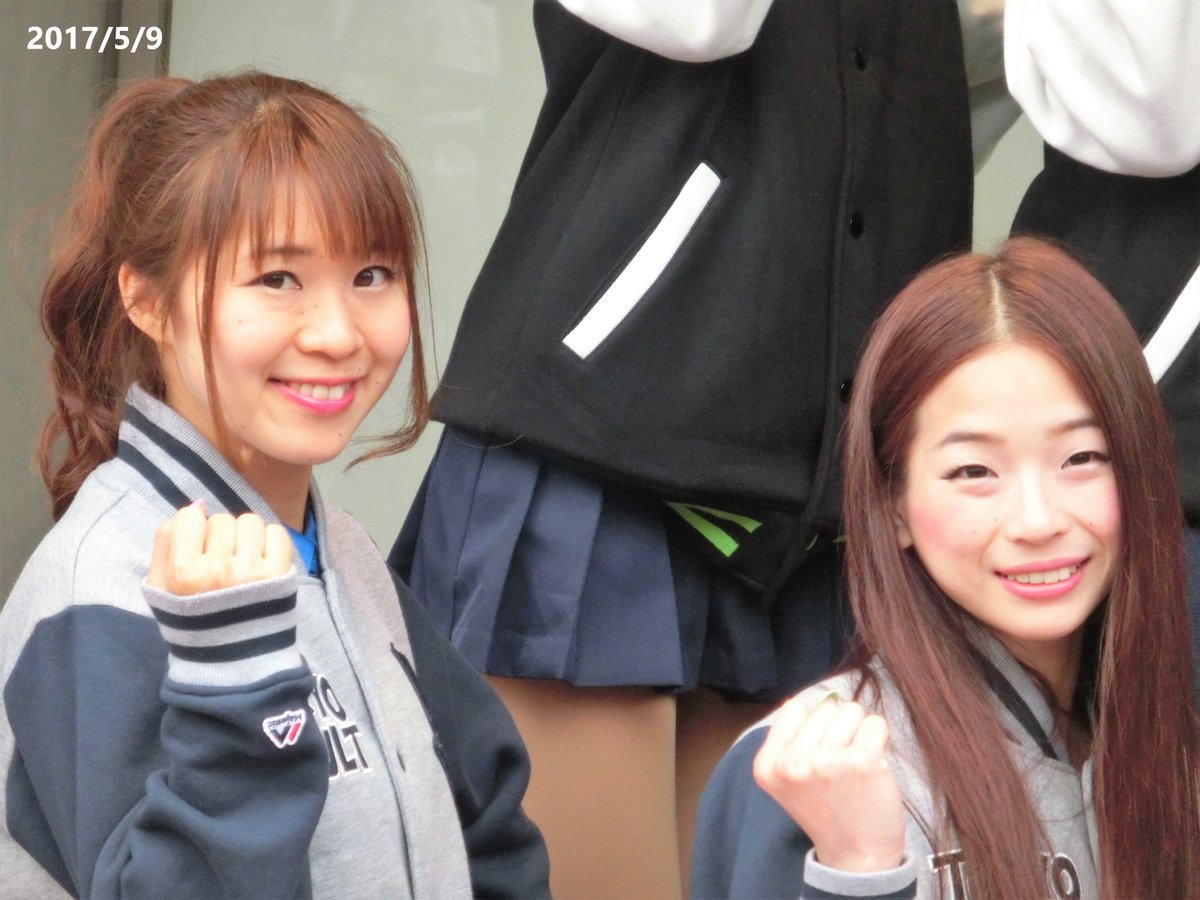SACHI_LIVE's tweet photo. 17LIVEで頑張ってる💖けいちゃん💖
Passion卒業しても応燕中
https://t.co/8NmQojCW25
⚾2017/5/9⚾
この時期に珍しいスタジャン姿😀
#swallows #Passion2016 #Passion2017 #5KEIKO https://t.co/uyV0n8rX9w