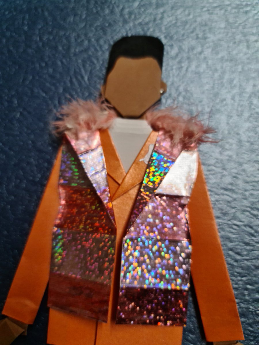 papergeekuk's tweet photo. Made @DannyJohnJules aka the Cat's outfit... It's not quite right but you get the idea....
#RedDwarf
#RedDwarfThePromisedLand 
@RedDwarfHQ 
@davechannel 
@TORDFC https://t.co/YsHeGK4ylA