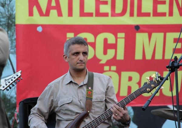 İbrahim’in yaşamasını sağlayamadık. Milyonlarca insanın sesine, çığlığına kulak tıkayan iktidar, Helin’in de İbrahim’in de hayatını kaybetmesinin asıl sorumlusudur. 
Hoşçakal dostum İbrahim...