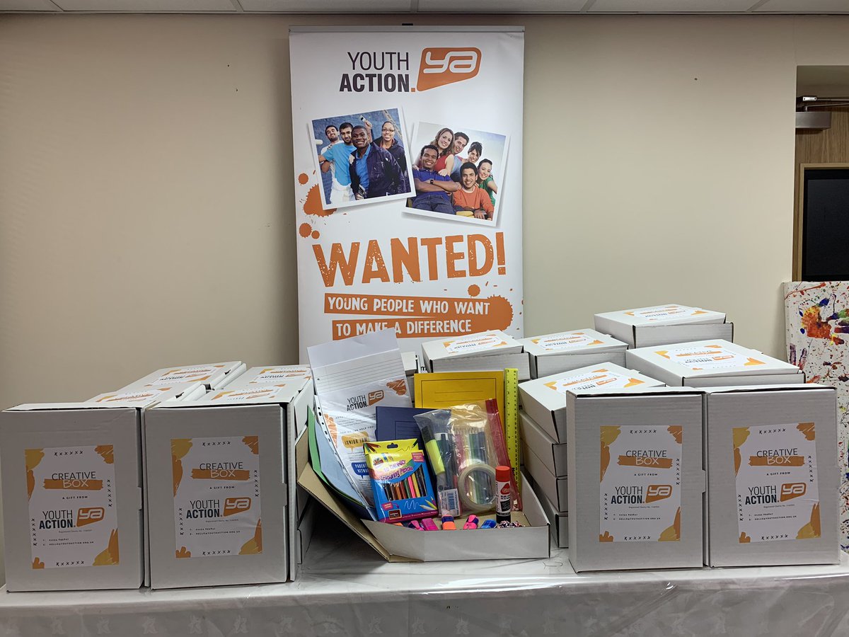youthactionuk's tweet photo. The first of many #CreativeBox distributions to #ChildrenInNeed today we’re at @StSilas_Primary providing educational materials 2 families

@WestholmeSchool @CrosshillSchool @SDPMediaLtd @tauheedulboys @CidariEducation #COVID19 @Number10press #HPASolicitors #CardBoardBoxCompany https://t.co/zjitNKmjNB