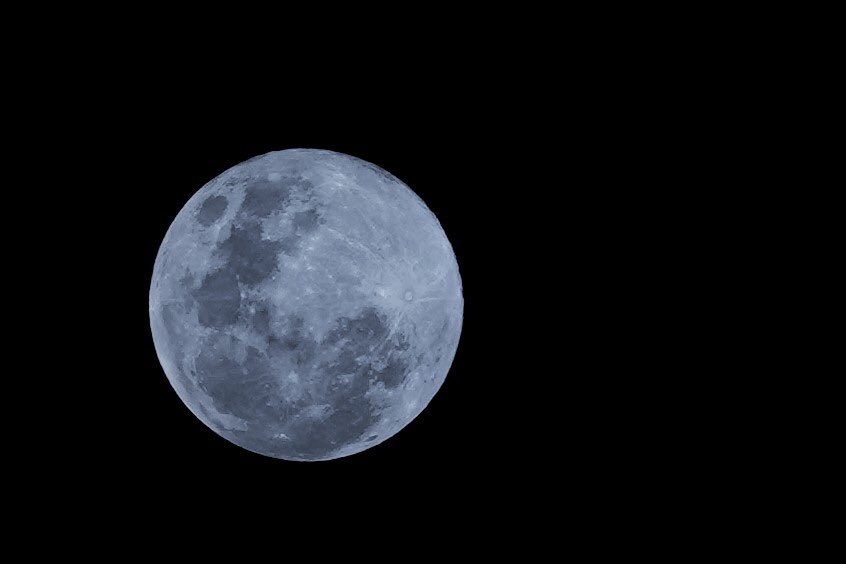 FirstoAdi's tweet photo. 15 Ramadan di sambut dengan #supermoon ... 
Dari Jogja bagian timur( Berbah ) 18.10 WIB https://t.co/frPuzQOO8S
