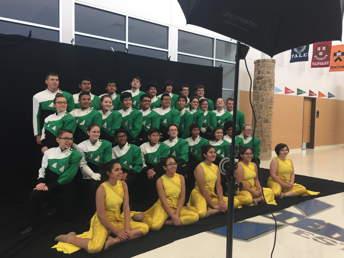 LWBullfrogBand's tweet photo. BMB2! #Reachingforthebrassring #BMB2 #LWHS #LWISD https://t.co/IPyP2rXuKh