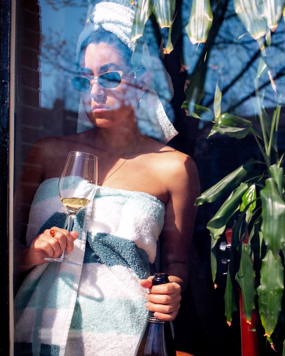 TheWineHouseRu's tweet photo. Четверг маленькая пятница... 😉🥂 Работаем для вас все выходные и делаем безопасную доставку. 
Оставайтесь дома и выбирайте на нашем сайте самое лучшее! ☺️👌
https://t.co/D9yrldTUZ0
____________________________
#оставайтесьдома #оставайсядома #уютныйдом https://t.co/yjGc2zE91u