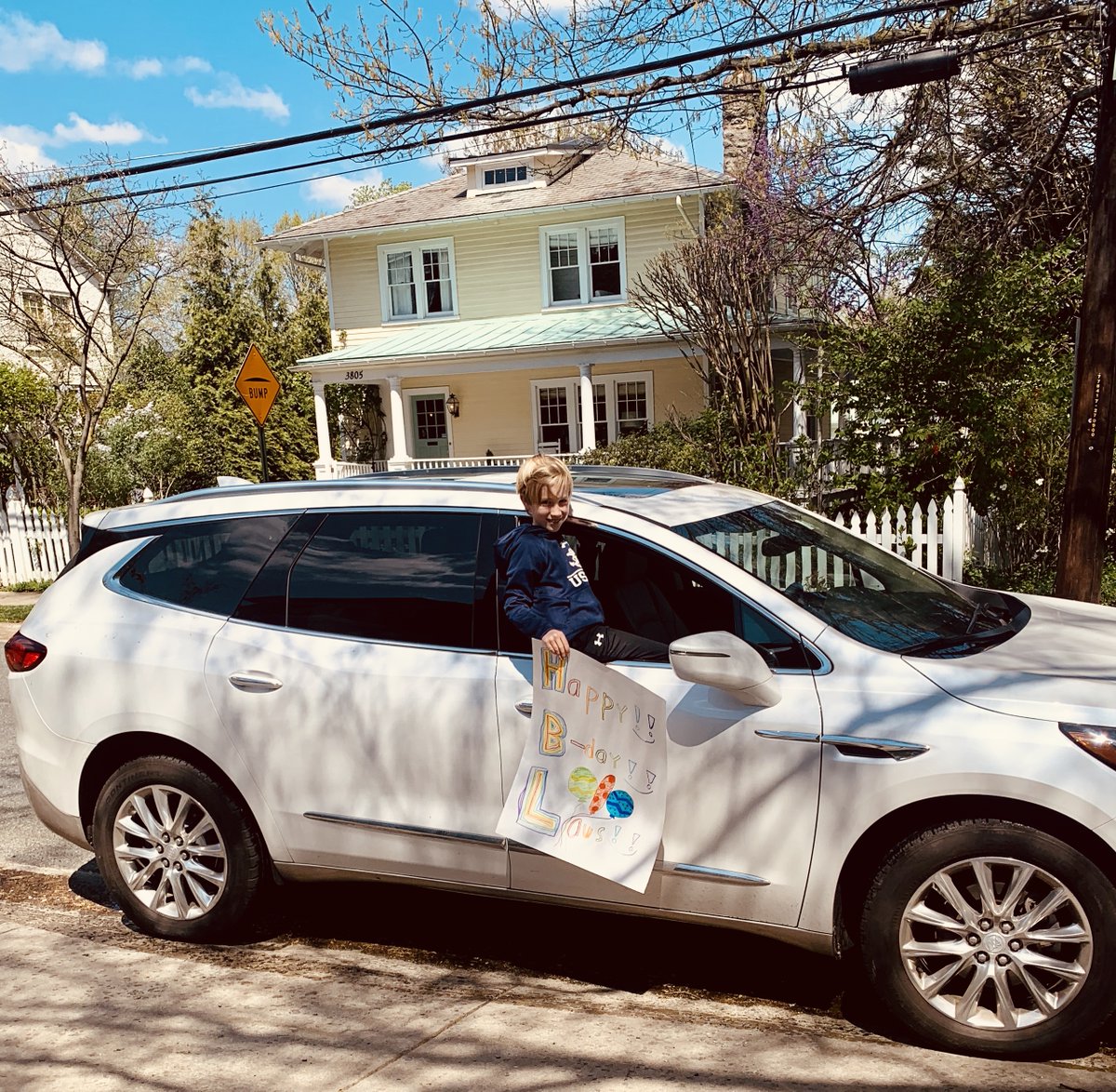 LMMarketingDC's tweet photo. Being an #advertising mom means celebrating the win of a client pitch for a new project in Richmond, and then an hour later taking your son to celebrate his friend’s birthday via a drive by party with other classmates, as we practice social distancing. 🎉 ⁣ https://t.co/Ptv8Vd4YWr