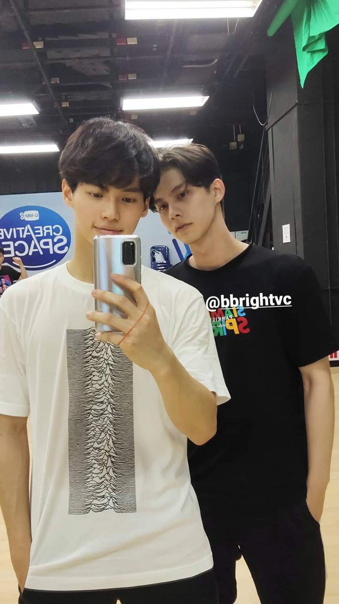 himama_yay's tweet photo. #ไบร์ทวินกับชื่อด้อมที่หายไป Mong tên fandom của cp này quá cơ🙆‍♀️ https://t.co/O7OsUyk3W6