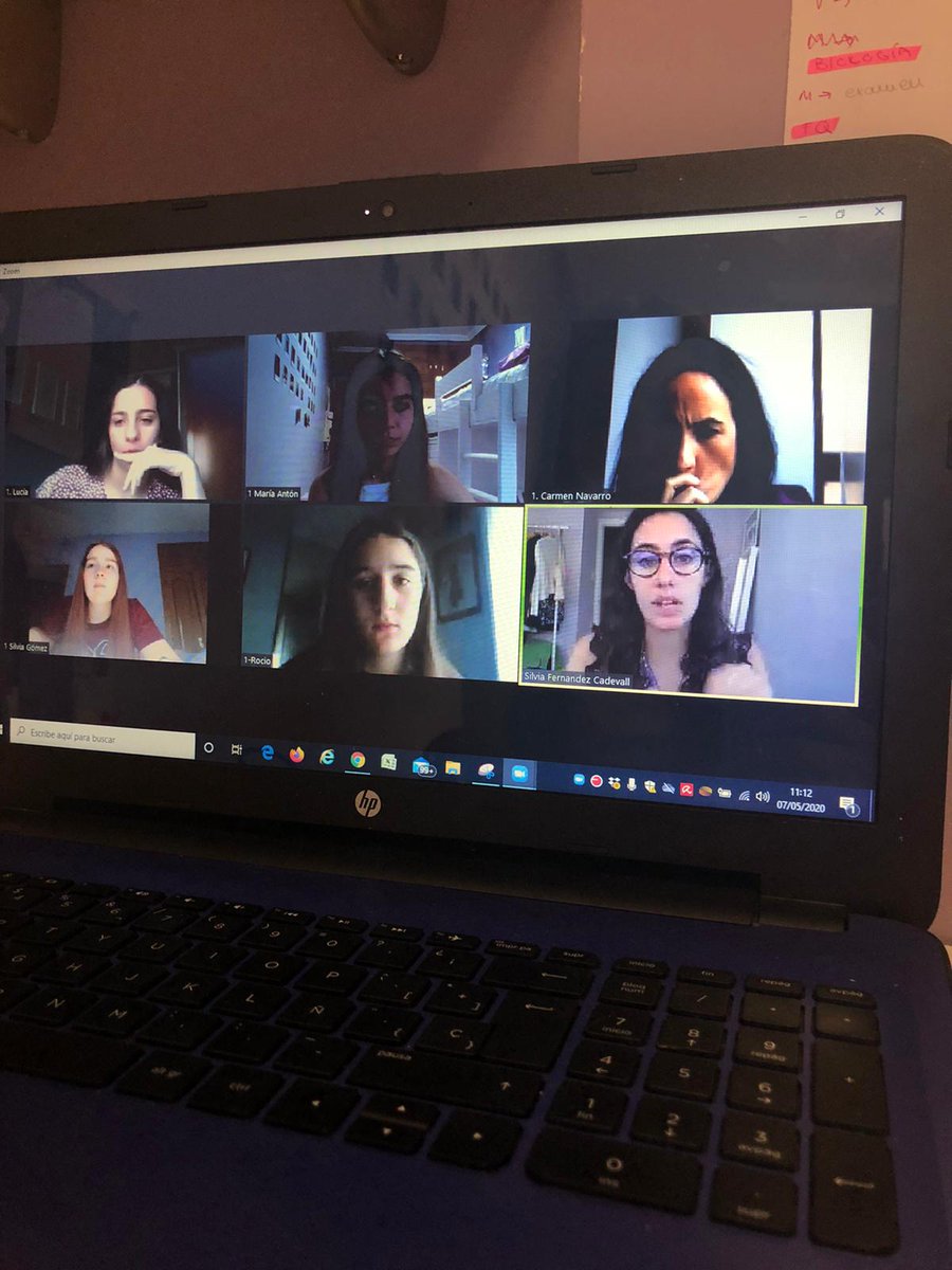 _cleanway's tweet photo. Sesión de evaluación📋 con nuestra EduCoach Silvia Fernández, para mostrarle nuestro proyecto y los avances que hemos realizado a lo largo de este Campus Virtual. Listas para comenzar a grabar nuestros vídeos!!! 🎬🎥 #RetosEduCaixa @Educaixa https://t.co/pV1yhtVmZy