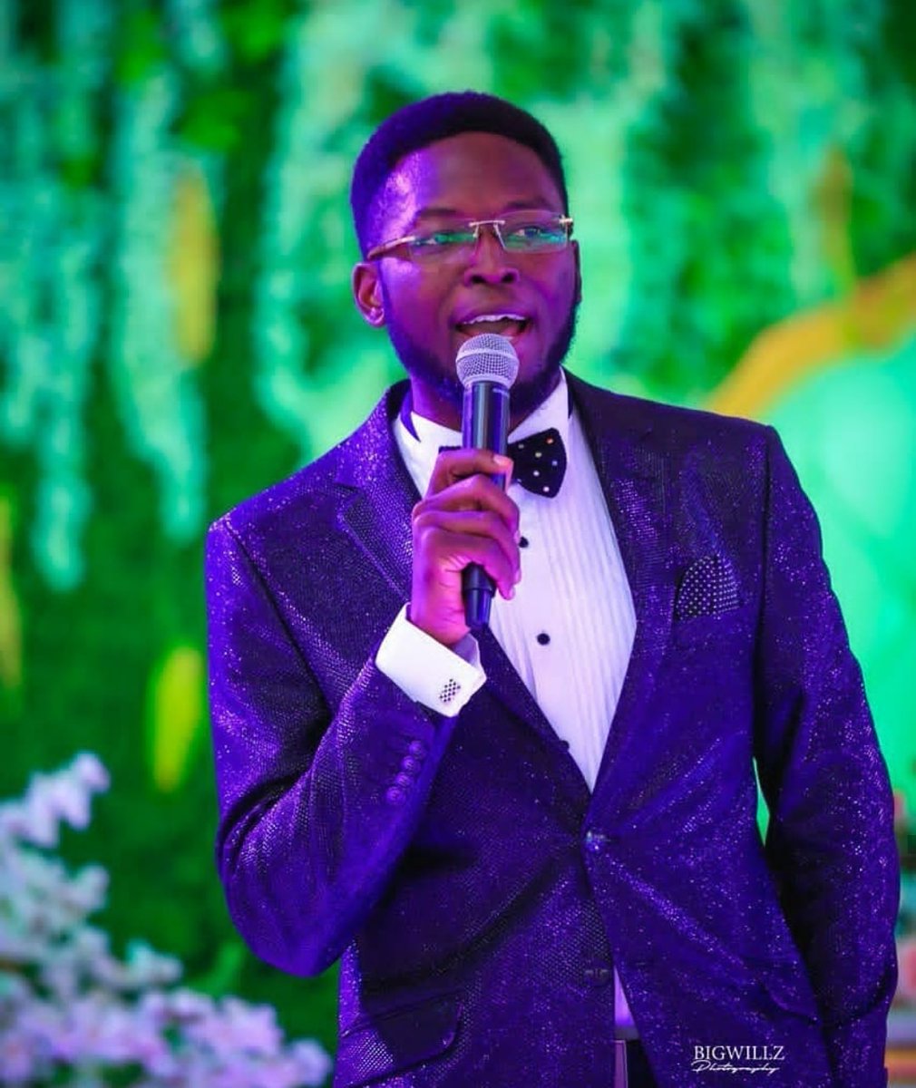 Uchennaafor's tweet photo. #FORTYfied...
Celebrating African's finest #MC @hrhsambo ...
#HappyBirthday to you my #brother from another mother...
#HRH #hrheffect #danchanji https://t.co/BghSkWctK5