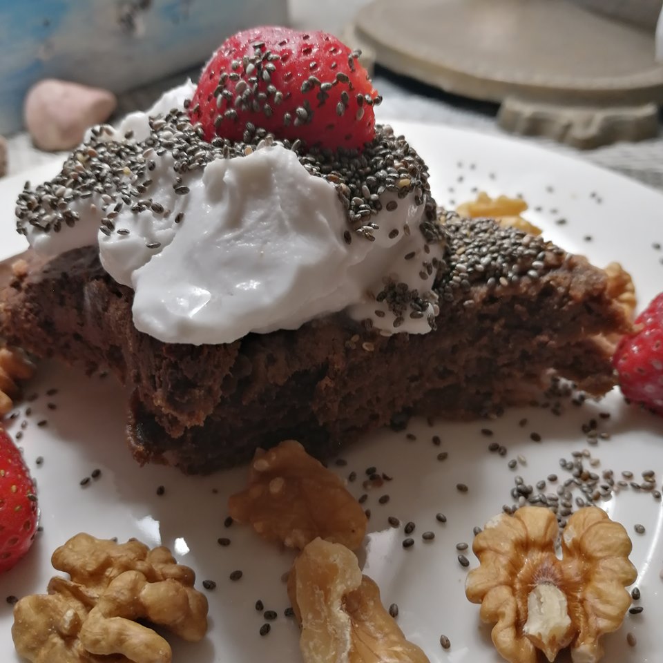 Events4Animals's tweet image. 💙Crepes de canela, leche de soja y harina integral, con nata de coco, fresas, chia y almendras,
🍓
Aquí un plato súper nutritivo, saludable, delicioso y lo más importante, nadie ha muerto para poder hacerlo.
🥥
¿Quién dijo que ser Vegan es complicado? 🤨