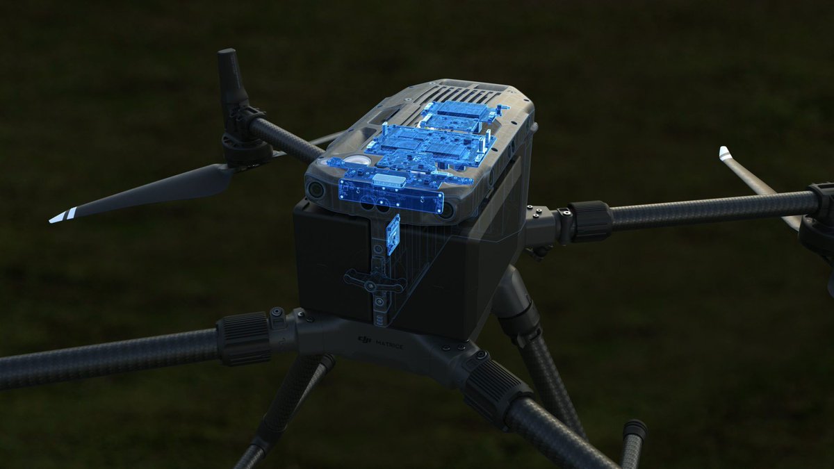 QuayleLtd's tweet photo. BREAKING NEWS: DJI reveals new Matrice 300 RTK targeting commercial users https://t.co/02iwLIMegS https://t.co/u1HKH3Qutb
