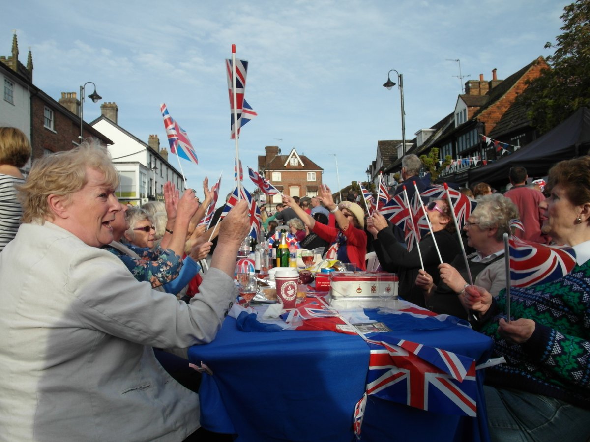 East Grinstead Town Council tweet media