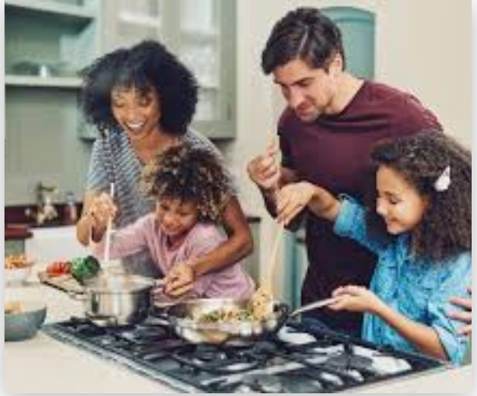 Ouvrez votre #cuisine à vos #enfants et profitez du #confinement pour allier créativité et partage! @DiabeteGourmand vous propose des recettes simples à concocter en famille #équilibreglycémique  #diabète #mangersain bit.ly/2Wc8oRx