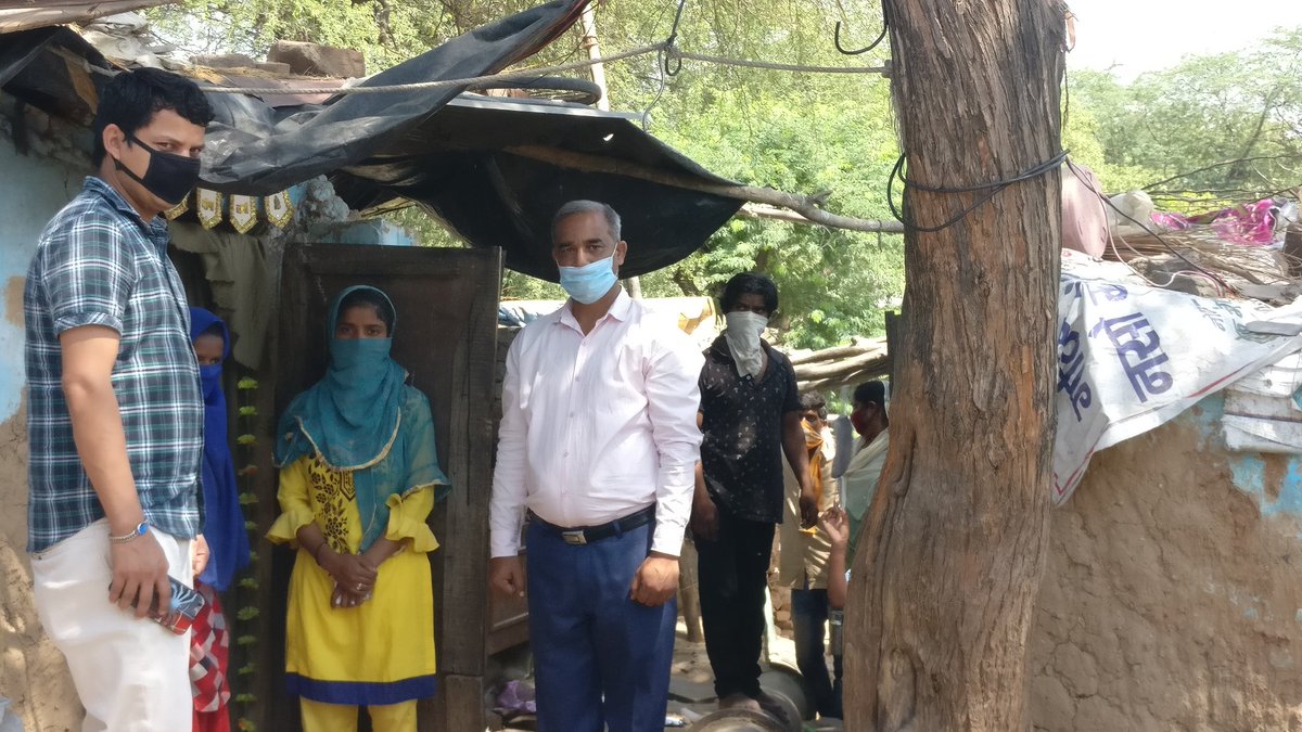 Magadhfdn's tweet photo. On 7th May, 2020, DASAM along with NAPM, ALS and DSG provided monetory support to 20 Families living in Huts Brar Square, Delhi. Till now we've been able to provide for more than 100 families as such. To Donate:
Gpay: 8178959197
PayTM: 9958797409
UPI: enazafar96@okaxis https://t.co/e4GopMGYoD