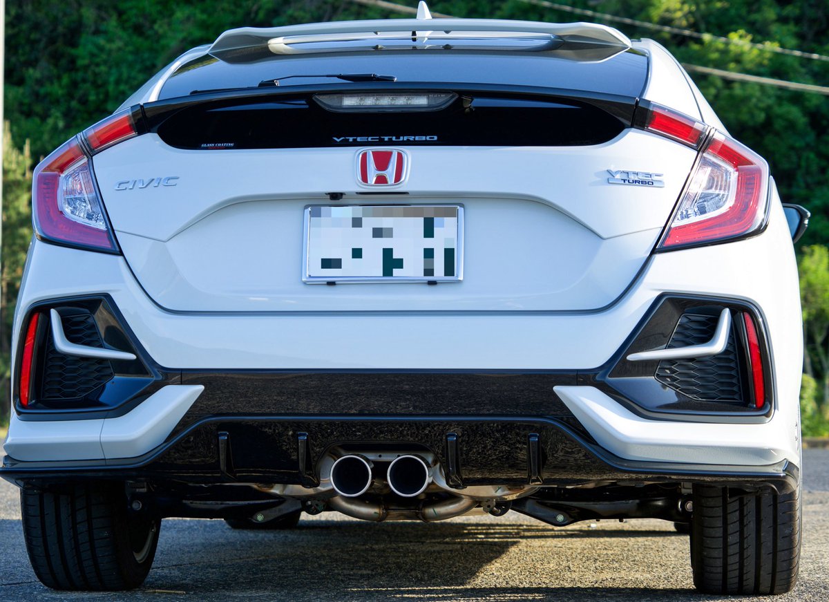 O Xrhsths K E N Sto Twitter シビックハッチバックに替えてつくづく良かったと思う 燃費や車内空間の広さやスタイリングを売りにする車は多いけど 動力性能や操縦性 そしてエンジン音や排気音でワクワクさせる車って最近本当に少ない ロードノイズなんて情報の一