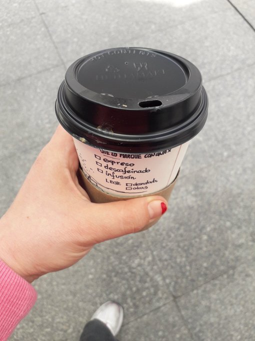 En el centro.🤗 Encontr&eacute; una cafeter&iacute;a, que vende cafes para llevar https://t.co/L2JMsXAheQ<a href="/tag/topless"class="tags"><span>#topless</span></a><a href="/tag/naturallight"class="tags"><span>#naturallight</span></a><a href="/tag/flashing"class="tags"><span>#flashing</span></a><a href="/tag/naturalwome"class="tags"><span>#naturalwome</span></a>