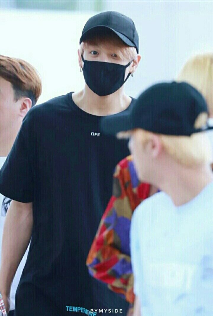 Jungkook looking at Seokjin like his everything, a thread.(caution: excessive heart eyes and the fondest & #39;jin hyung& #39; smile.):