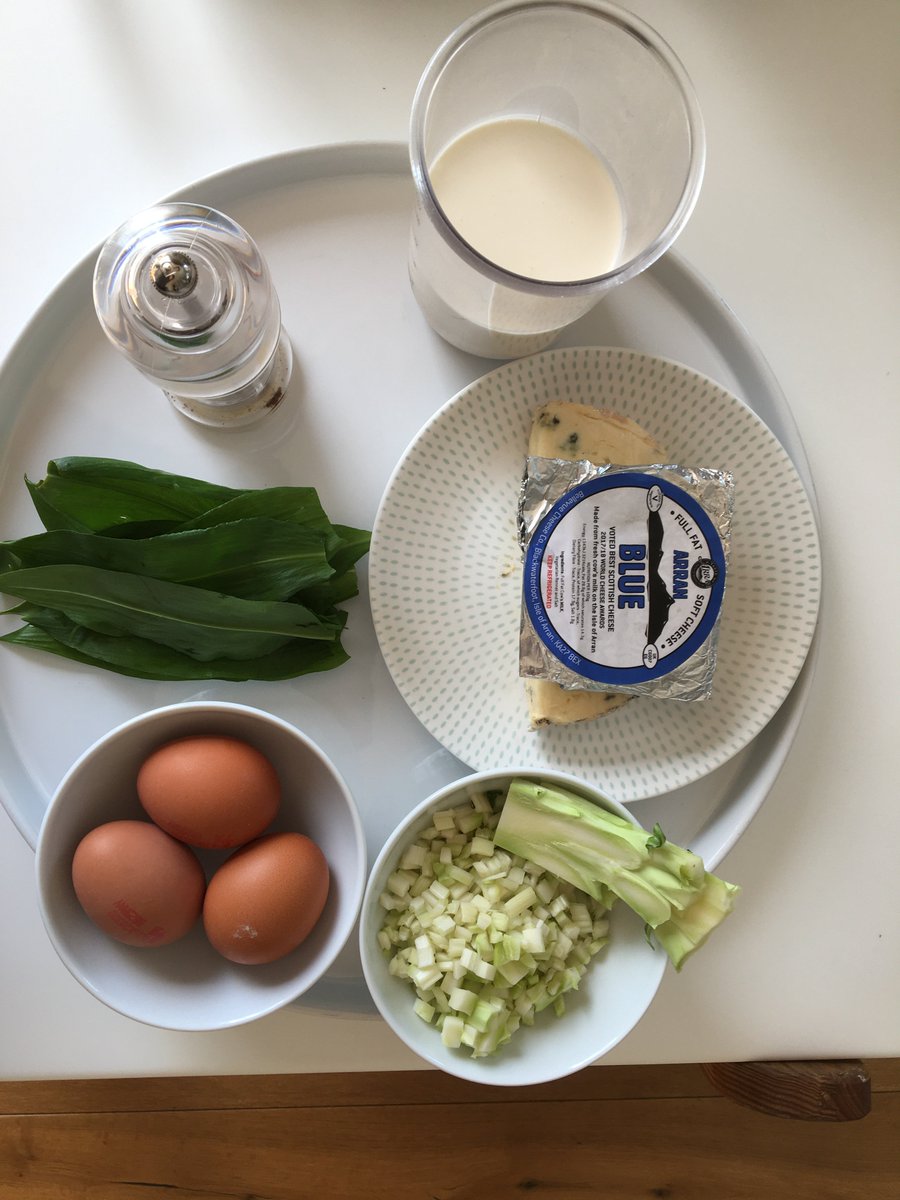 TasteArran's tweet photo. Fancy trying your hand at this delicious #Arran Blue Quiche? We have a step by step video guide courtesy of 'Big' Andy Beattie over on Facebook https://t.co/h2lY8wxiPP
#ArranBlue #BigTastes https://t.co/rLwpOON9jx