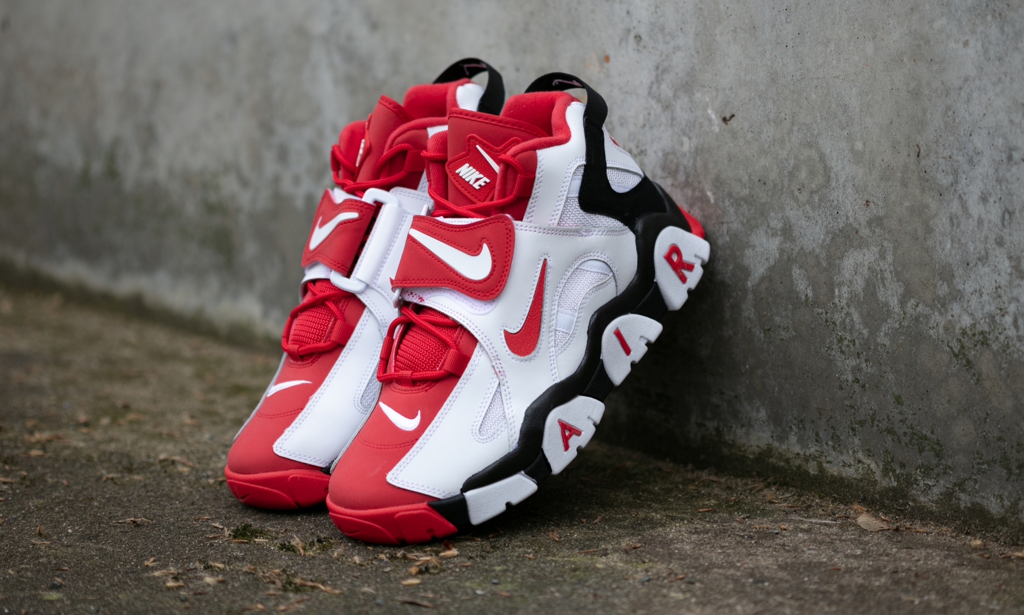 red and white air barrage
