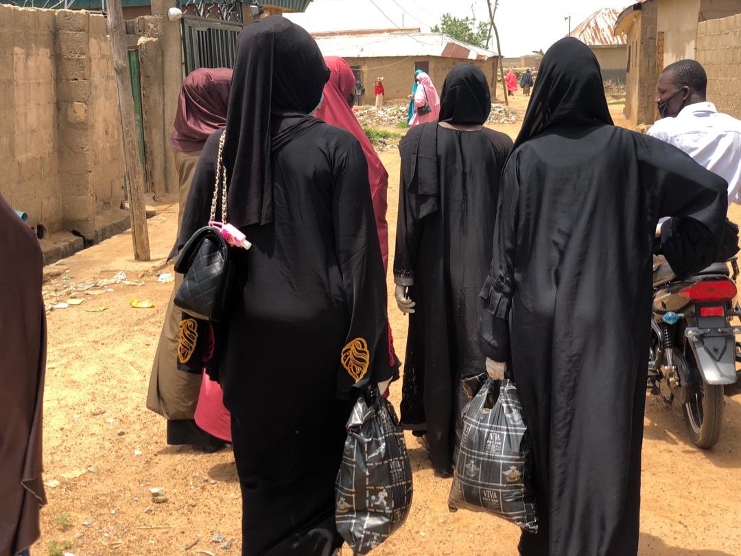aid_juvenile's tweet photo. DOOR TO DOOR RAMADAN PALLIATIVES👏
50 Less Privileged Benefitted🙏❤️
Juvenile Aid Foundation Kaduna Branch.
Alhamdulillah Ya Rabb👏 https://t.co/Enx0ZL9Y4c