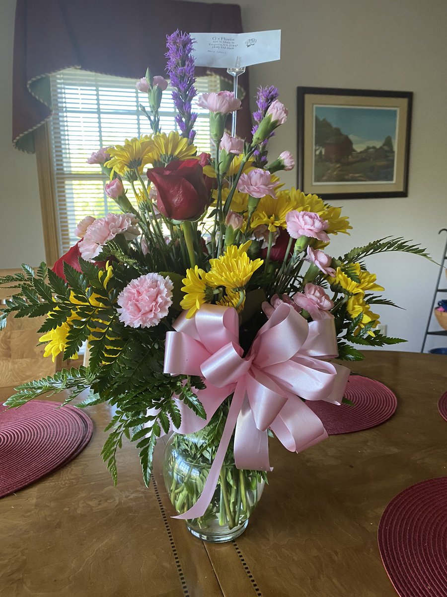 MsMaryLewis's tweet image. Thankful and blessed for my wonderful kids!  They surprised me at work yesterday with flowers for Mother’s Day. ❤️❤️@alyssa_duffey