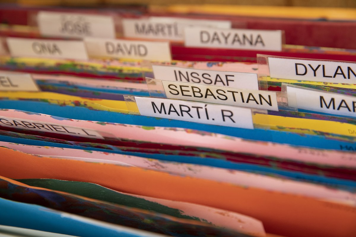 📢 Atenció, famílies! 👉 La #preinscripció escolar per a l’educació #infantil, #primària i #ESO serà entre el 13 i el 22 de maig

💻 Tots els tràmits es podran fer en línia, per evitar desplaçaments als centres

🔗 [Comunicat] govern.cat/salapremsa/not…