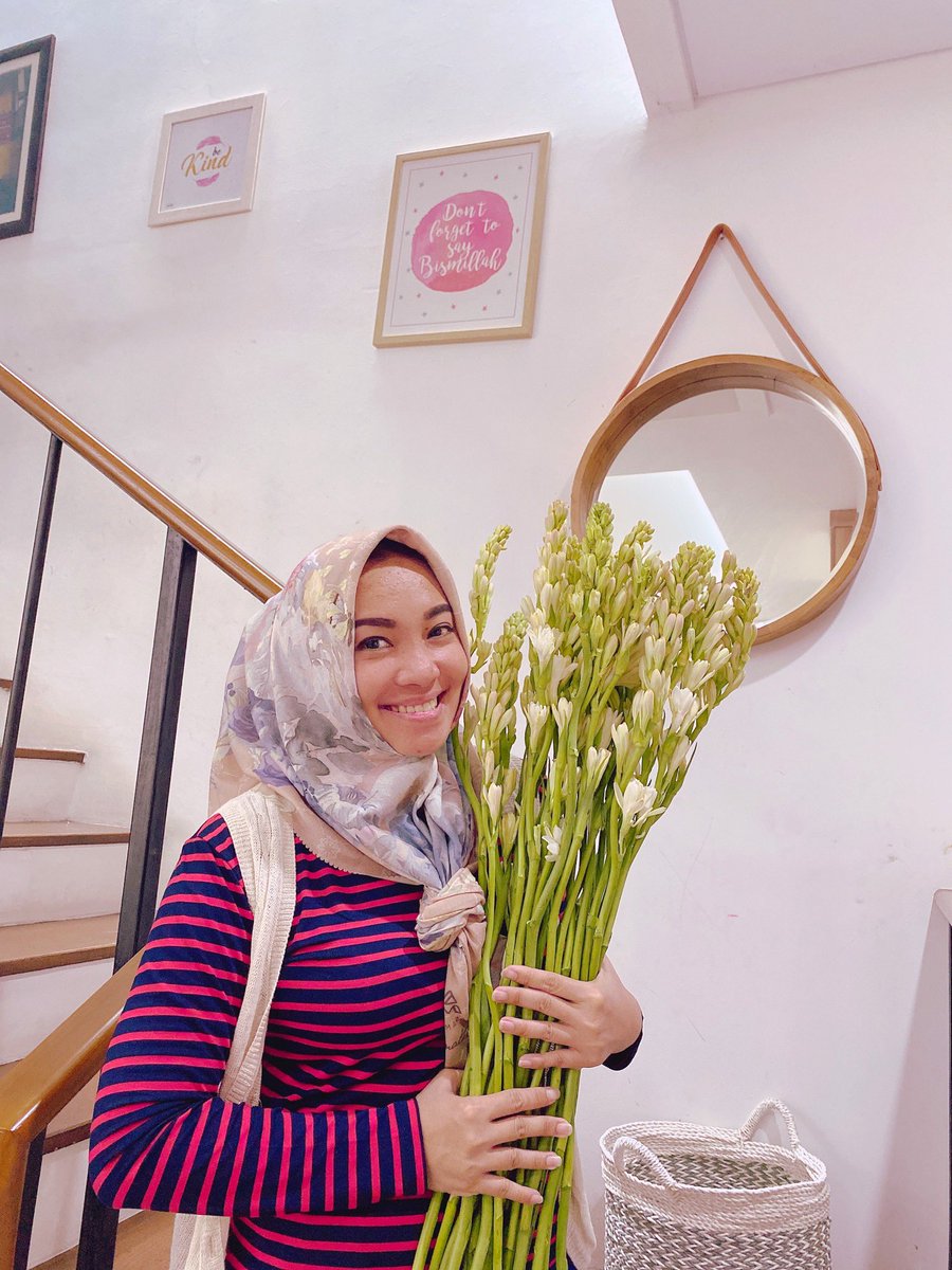 s_fardhani's tweet photo. 14 Ramadhan 1441 H https://t.co/QIpQdT6uLZ
