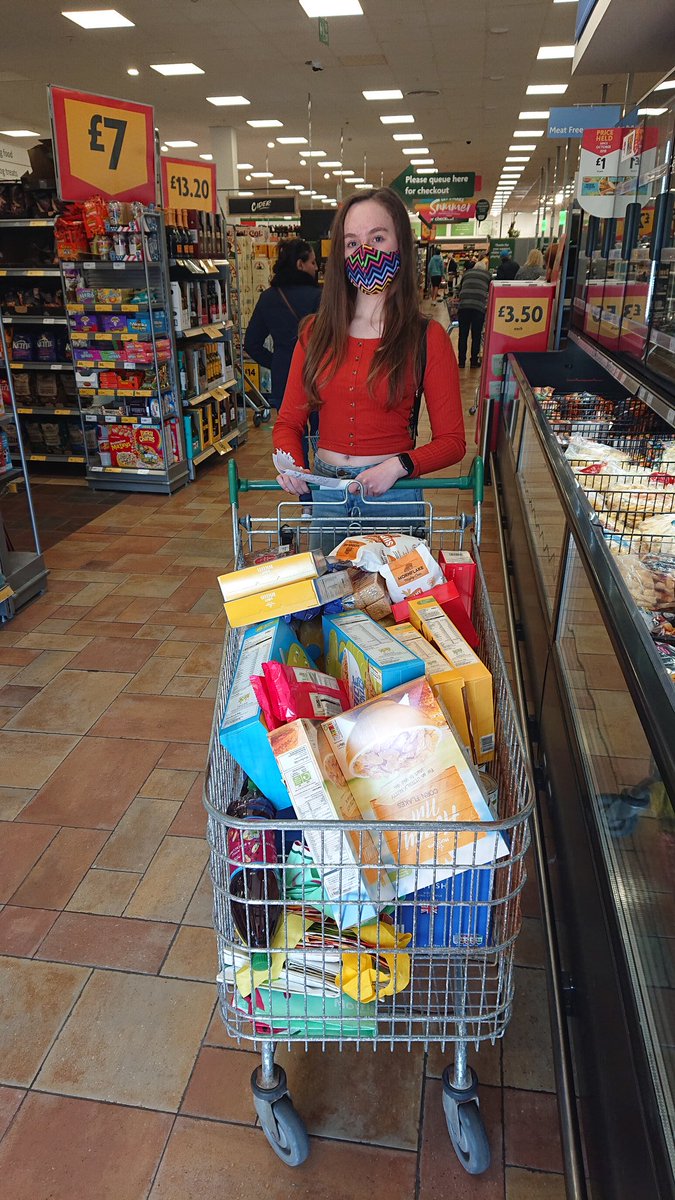 J111YPL's tweet photo. How proud I'm I of Megan ❤️
She wanted to support the food bank and had an idea to sew facemasks for a small donation in one week she has raised £135. Well done baby
@MissRPlunkett 
@DarleyMarr
@MarrColOfficial
@SthAFoodBank
@Megan_Rachel_21 https://t.co/uc4LI0vVvE