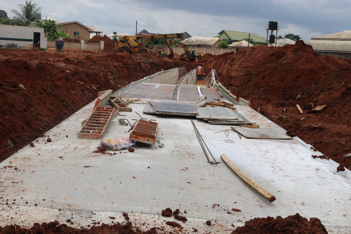 ENewmap's tweet photo. Validation of Addendum Resettlement Action Plan (RAP) and inspection of on-going Flood Alleviation and Protection Construction Works on Gapiona Site (Upper Adesuwa Road, Gapiona and adjoining streets in GRA, Benin) by Edo NEWMAP led by the Project Coordinator, Dr. Tom Obaseki. https://t.co/MUfyupn0IK