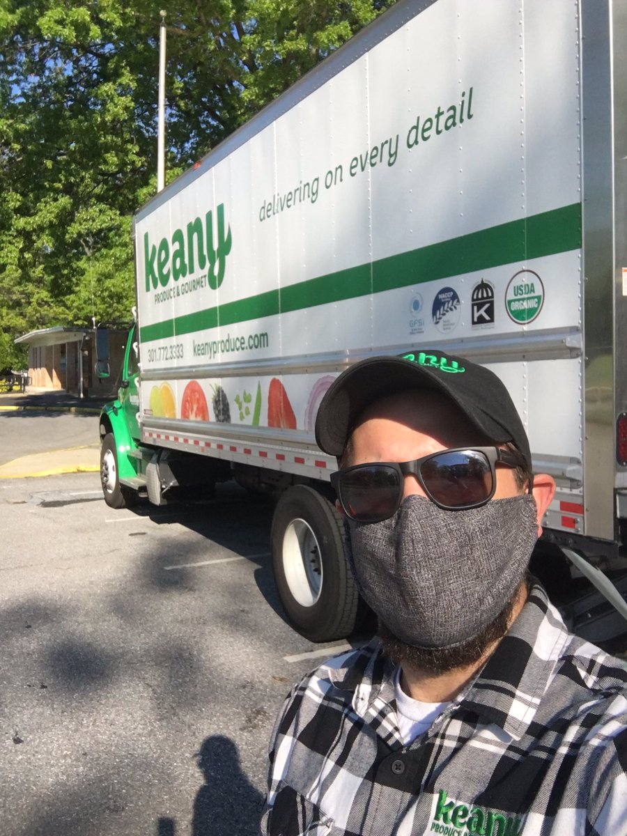 keanyproduce's tweet photo. Hello #bethsda 👋🏼 we are all ready for another #keanycurbside pickup at the @ymcadc Ayrlawn location! 📦 @BethesdaFoodie @BethesdaBeat @Bethesda_Mag @fox5dc @nbcwashington @Telemundo44 https://t.co/qqh3sDg67d