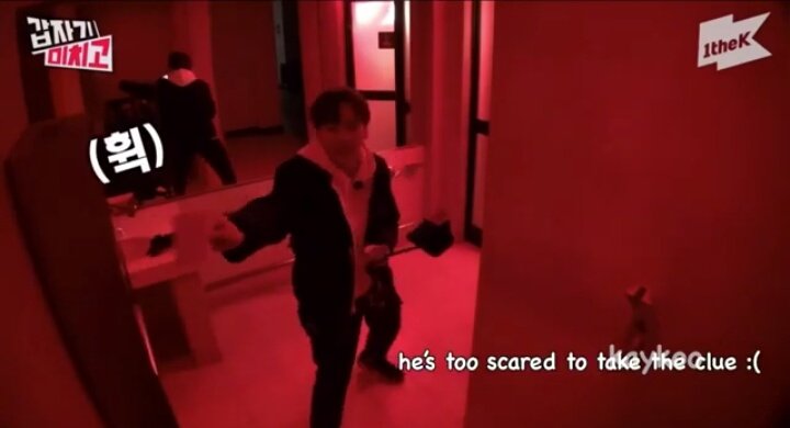 #Castle_J monthly post May 7th 2020 thread   @McndOfficial_Our precious leader is also easily terrified of anything but specially jump scares he will scream so loud non stop sweet boy lets protect him plz GEM 