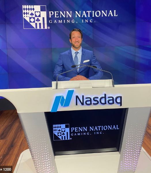 stoolpresidente's tweet photo. Time to get busy. https://t.co/rzr2n3y5pk