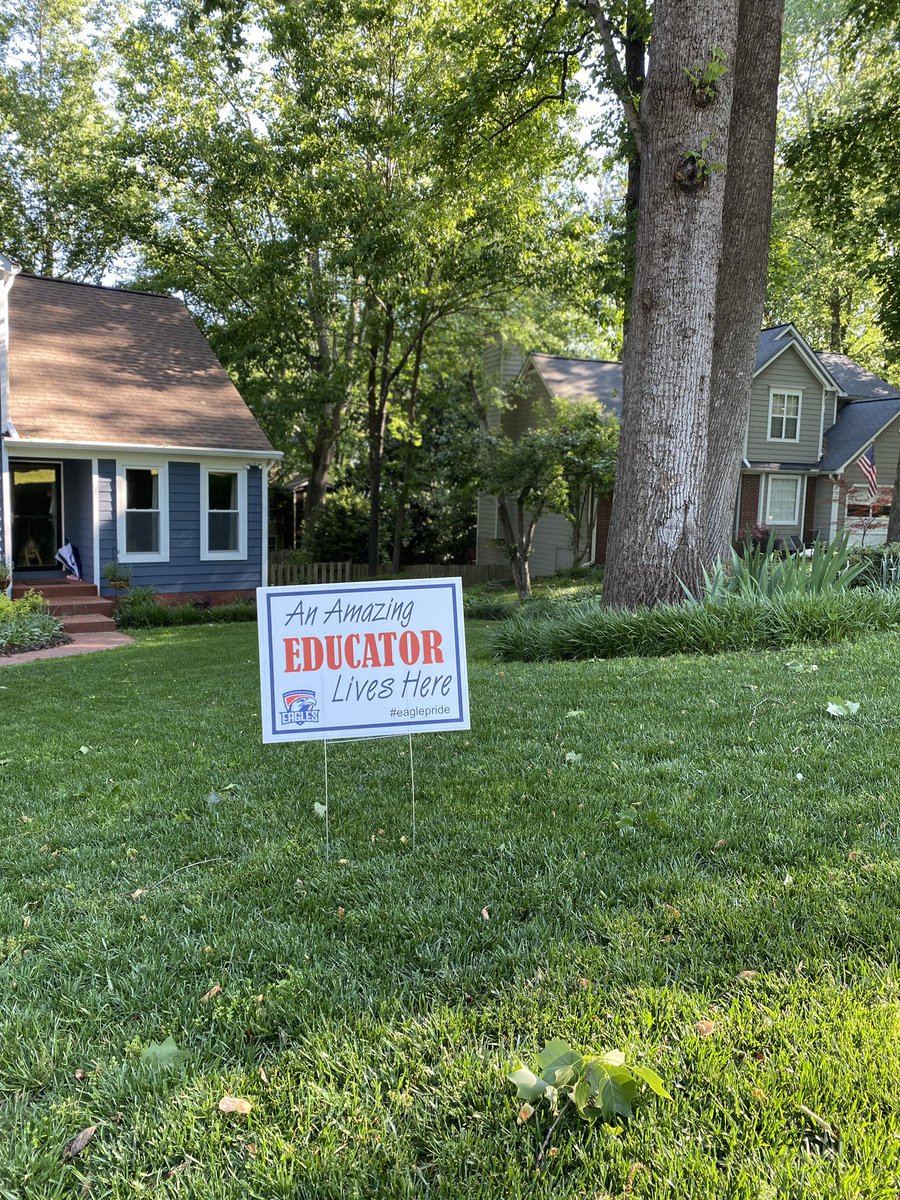 What a nice surprise! Thank you to the awesome admin and <a href="/miltoneaglespto/">Milton Eagles PTO</a> for the sign. Proud to be a <a href="/MiltonHighSch/">Milton High School</a> Eagle! <a href="/JonesBC_MHS/">Brian Jones</a> <a href="/OlgaGlymph/">Dr. Olga Glymph 🇺🇸</a> <a href="/richspierto/">r</a> @waterMall0n @whiteml