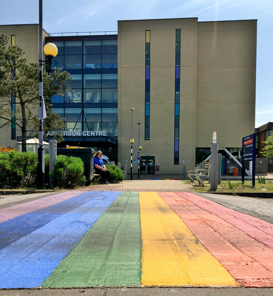 ESNEFT_EFM's tweet photo. An amazing job done by GB Roadart, painting Rainbows across the site at Ipswich Hospital 🌈 A massive thanks to @HighwayAssuran1 for kindly offering this gesture free of charge, as a way to say thank you to all NHS staff working extra hard right now, it is greatly appreciated 👏 https://t.co/MyuANvegu4