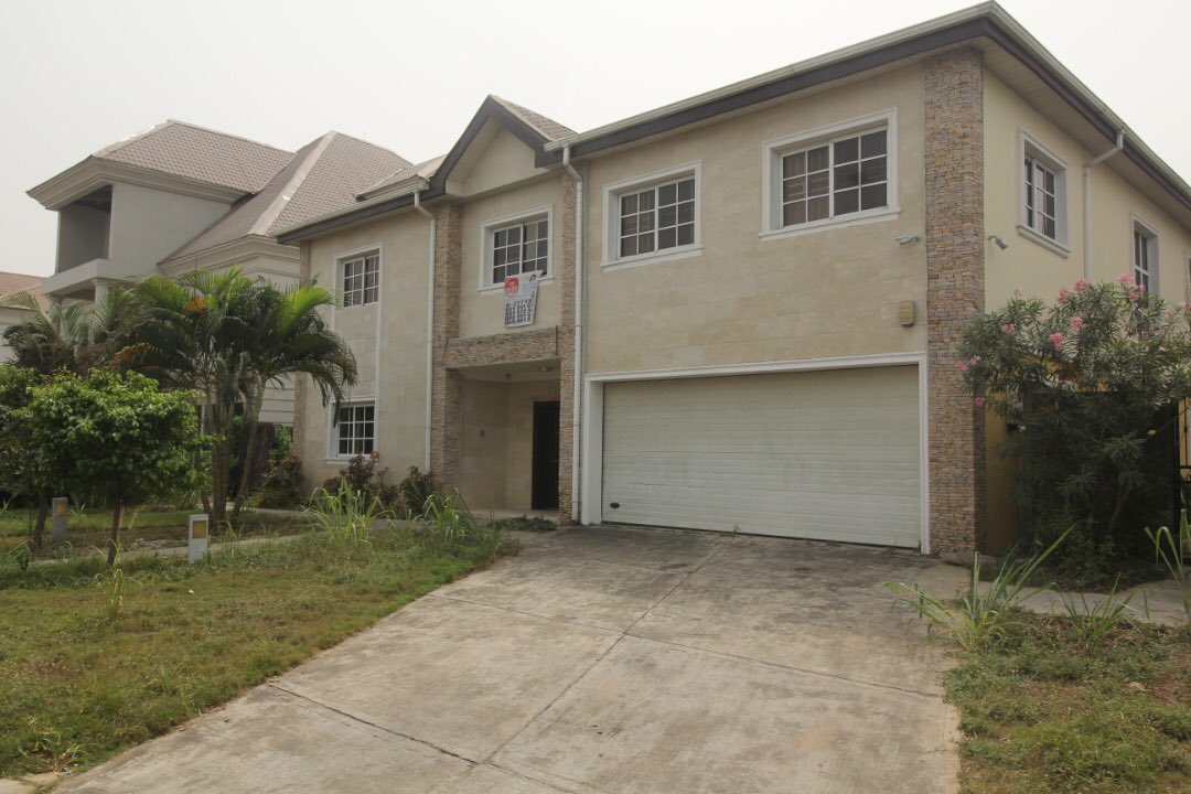 loft_code's tweet image. LETTING: 5-BEDROOM DETACHED HOUSE WITH 2-ROOMS SERVANT QUARTER AT ZONE B, NICON TOWN ESTATE, LEKKI.

RENT: N12m per annum x 2years
info@theloftcode.com
0805 708 1122, 0906 915 5617
#loftcode #lekki #lagos #home #homes #realestate