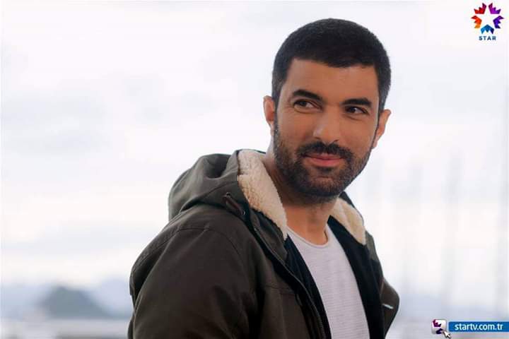 pnarakyrk's tweet photo. #EnginAkyürek #sefirinkızı #Set #backstage #O3Medya #NGMedia #EmreKabakuşak #STARTV #SANCAREFEOĞLU #NarSan #sancarEfe #NeslihanAtagül #ENGINcilerr https://t.co/E0Zb1BXMFZ