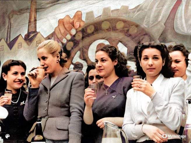 JCAlderete_CCC's tweet photo. Evita será siempre el estandarte de justicia social para los humildes de nuestro pueblo que la guardan en su corazón

Su fuego hoy alumbra mucho más en estas difíciles circunstancias, y nos empuja con fuerza a la lucha por la liberación nacional

#Evita
101 años de su nacimiento https://t.co/iuphDJOuRj