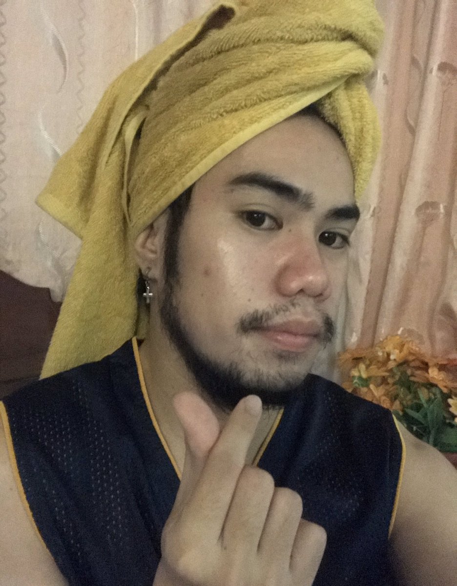 KMharwin's tweet photo. HAHAHAHAHAHARABO NG BUHAY MO AYIIEEE 💛👳🏻‍♂️#Hidarling #Isendyoumoney https://t.co/ICjg9xaVuA