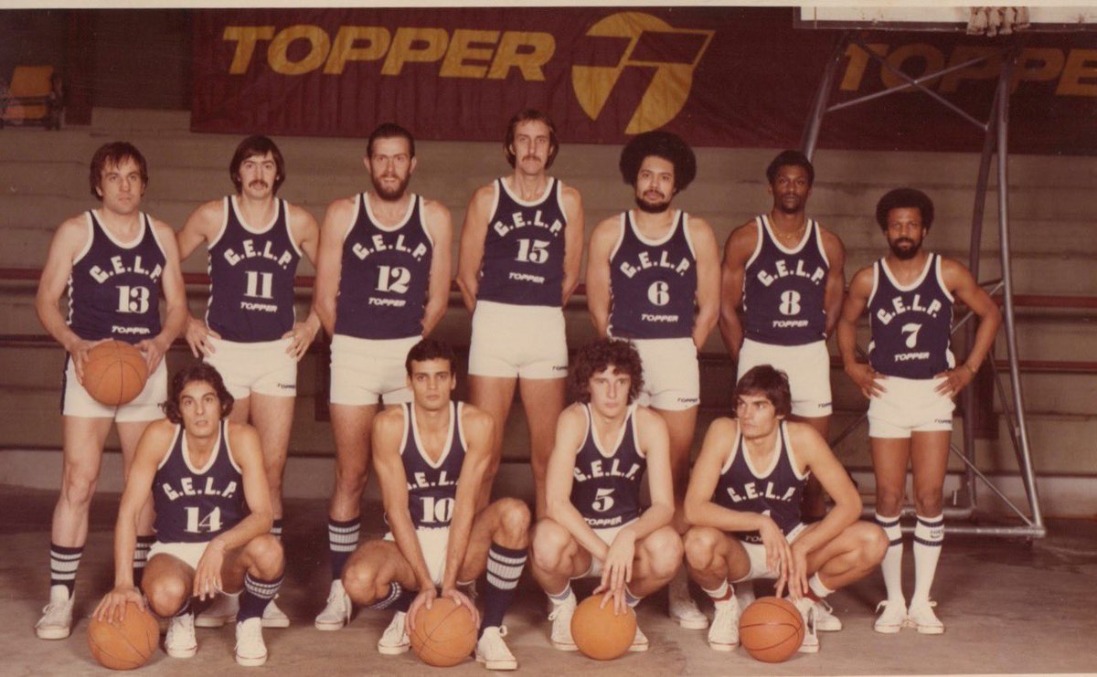 GimnasiaBasquet's tweet photo. La leyenda del básquet argentino y de Gimnasia, Ernesto "Finito" Gehrmann, cumple 75 años y desde el Club recorremos su historia en la que cosechó, entre otras, el bicampeonato en el Torneo Metropolitano y en los campeonatos Argentinos de Clubes de 1979 y 1980 con el Lobo. https://t.co/LdsTQXBYvd