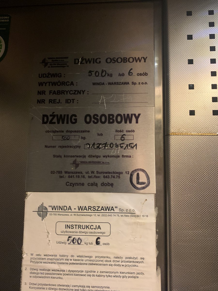 TomaszZahorski1's tweet photo. Dziś #GotowiDoPomocy w imieniu zespołów #LTC & #LegiaLAB @ZmijewskiPiotr Przekazujemy wsparcie,ale otrzymujemy coś więcej - niezwykle pozytywną energię, uśmiech i wdzięczność spotykanych ludzi & tego Miasta🙏 ps.eLka w windzie już zastana😎 https://t.co/rqJMBMey5T