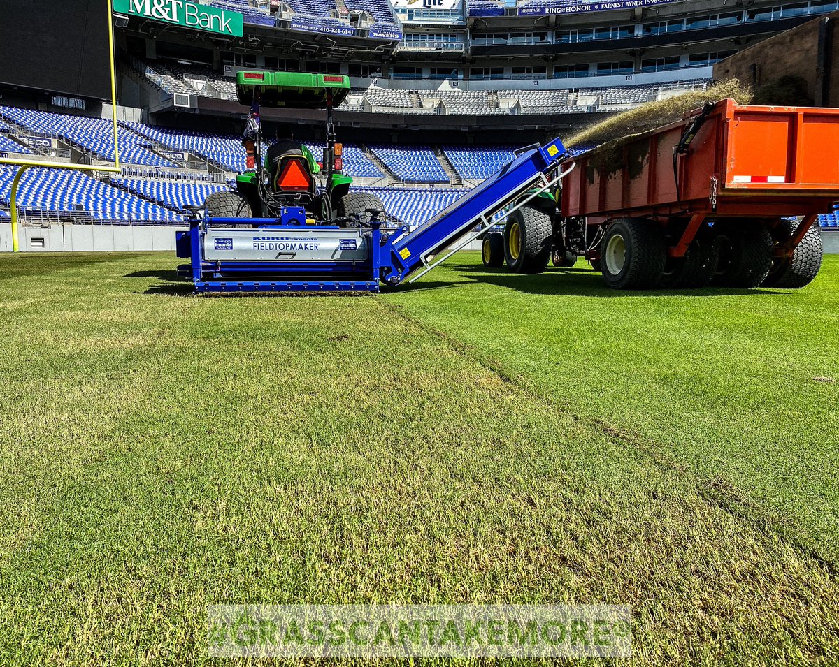 GrassRevolution's tweet photo. #TBT to last Saturday: Precise & focused work to clean out the bermuda while smoothing the surface completely. Impressive work (as always) by Sean, Jarod, & Billy + K&C Grounds to do 4 days of work in only 2 before rain & returned again #FrazeMow #AlwaysKeepImproving #GrowTime https://t.co/BjUHGVTu7Y