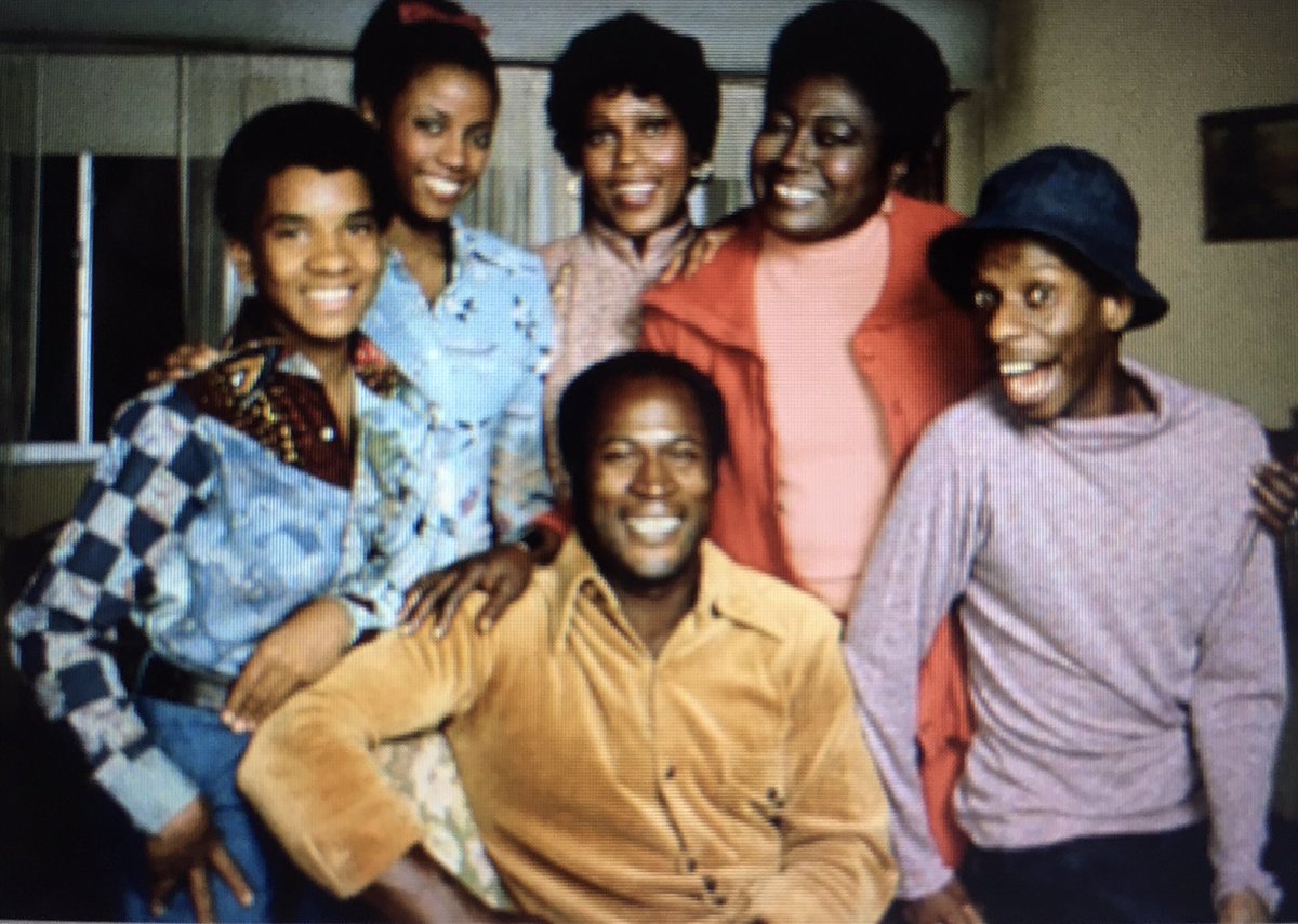 Dr_Isom11's tweet photo. My 3 fav: Cosby’s, Different World & Good Times @LHHS_PBIS @TheeFavored_1 @LoveTeachGrow @hyman_jocelyn @CChesterLHHS #PanthersAppWeek #BingeThursday https://t.co/ebnGEz49q4