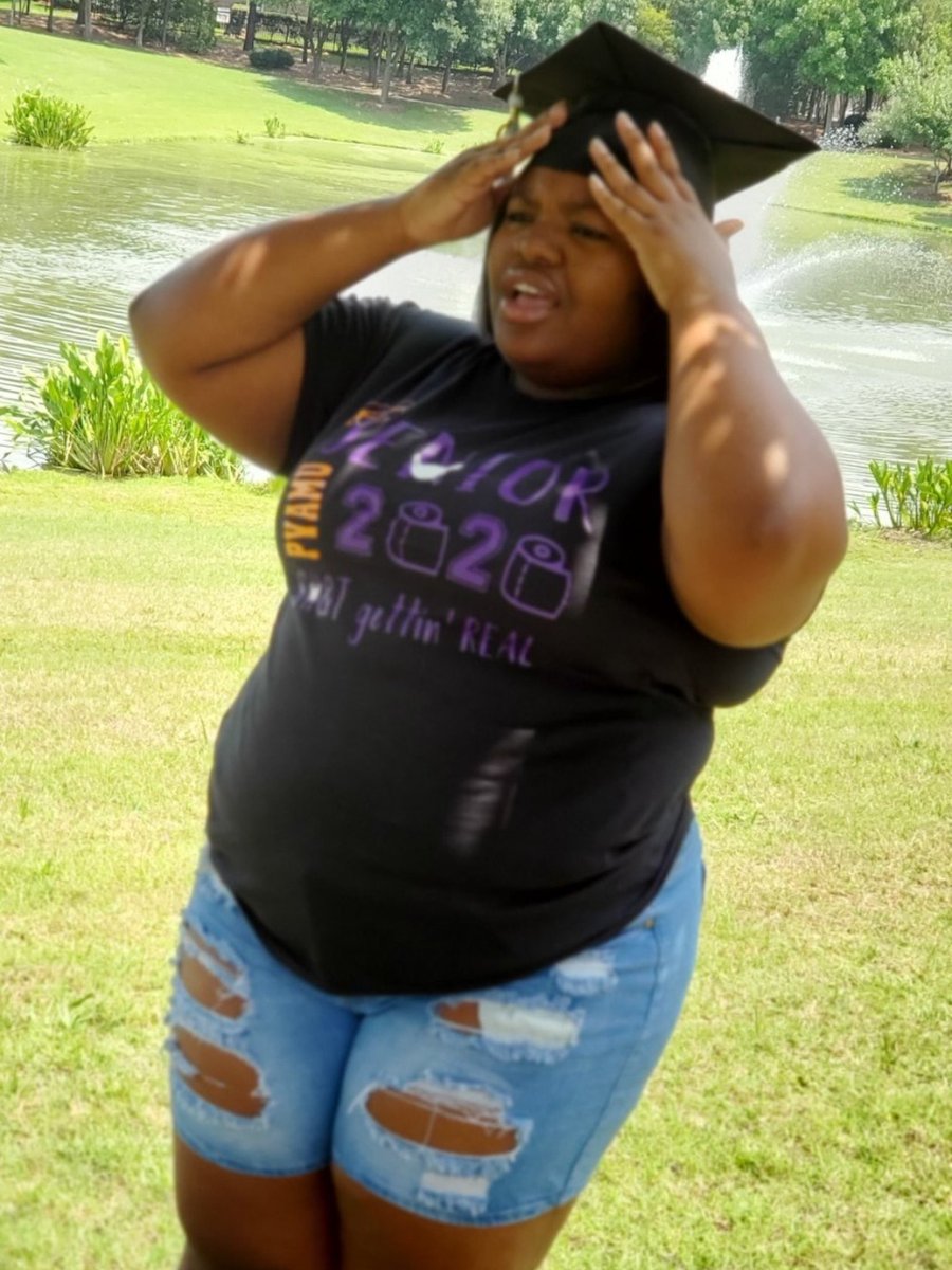 504Ari's tweet image. It’s not over just the BEGINNING 
👩🏾‍🎓🎉🥰🍾 
#PVAMU #PVAMU20 #PVGrad20 #PVAMUGrad20