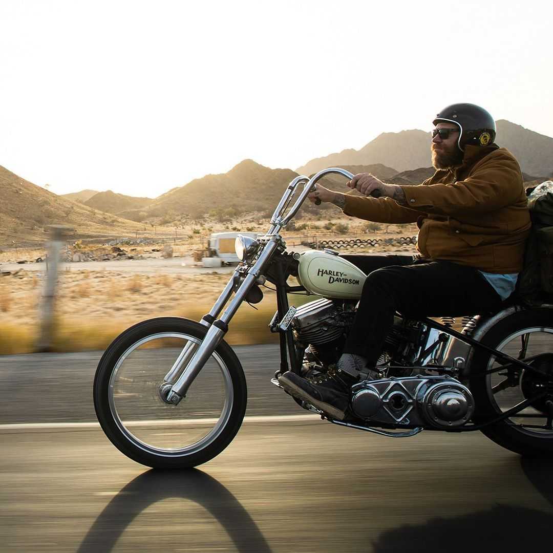 Biltwell's tweet photo. That one time, in San Felipe about a year ago... 🏖🌶🍺🔥🤪🏁 #eldiablorun2019 https://t.co/V8okksdZd5