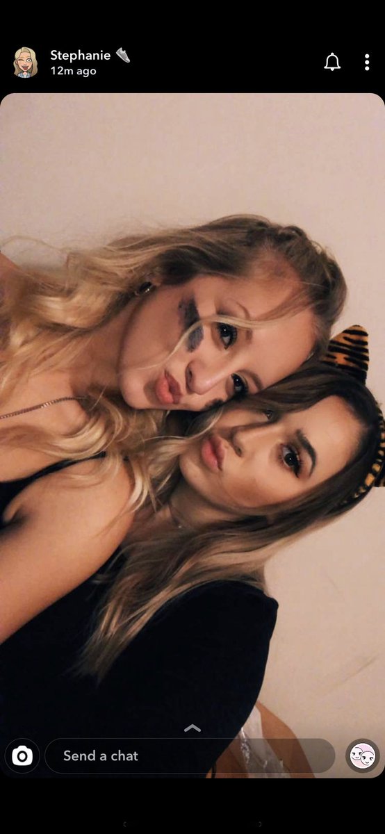 kmhowar4's tweet photo. Happy Birthday to the sweetest &amp; prettiest girl inside &amp; out! I hope you have the best day &amp; I can’t wait to be roomies soonn 💕💕🥳 https://t.co/ZzGLkQxso3