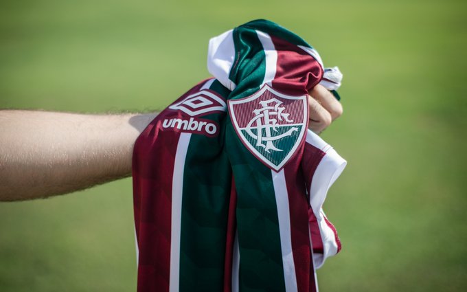 GDesde1902's tweet photo. Significado de tanto faz. 🇮🇹 ✅ @FluminenseFC @Umbrobrasil #Fluminense #UmbroNoFlu #NovaArmaduraTricolor #TimeDeguerreiros https://t.co/QKTwKp7qd4