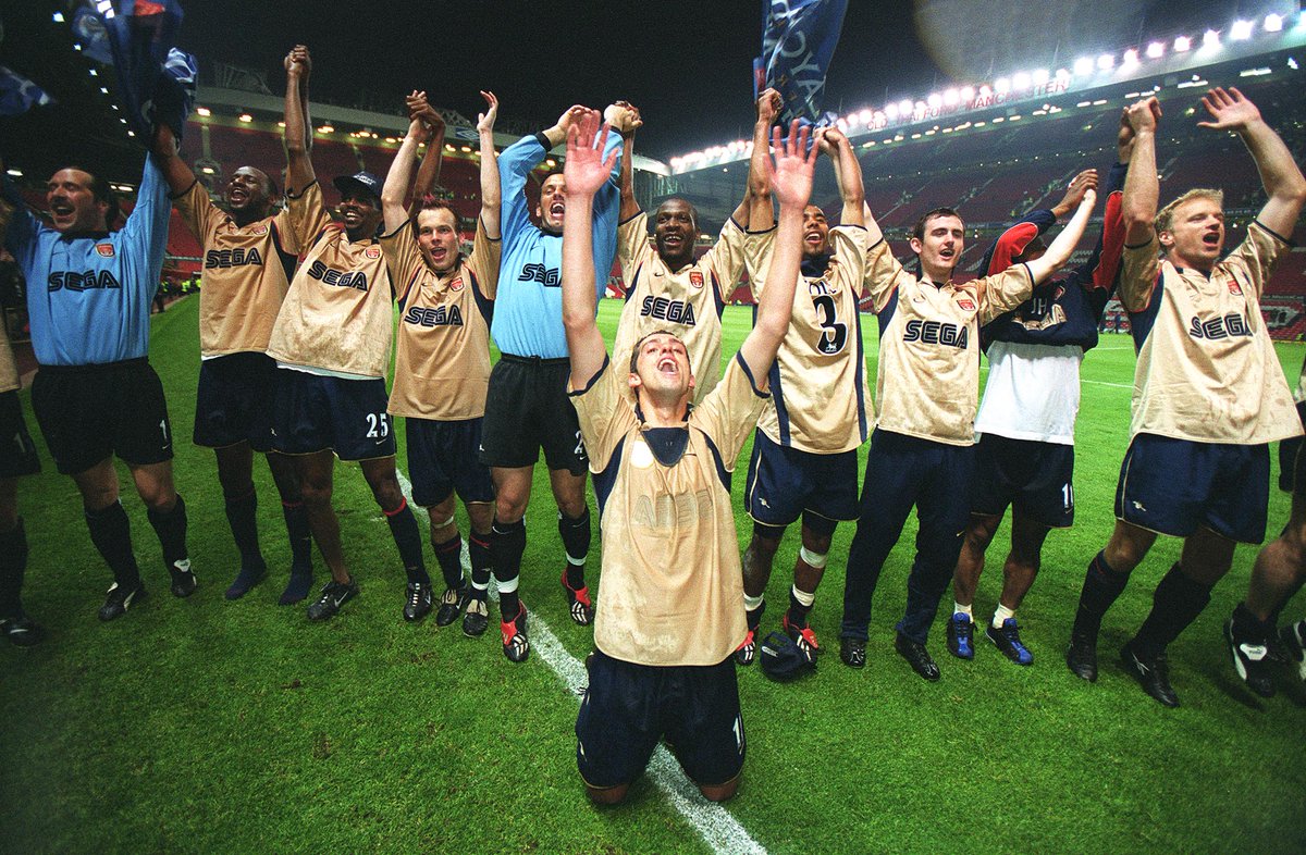 Arsenal's tweet photo. 🗓 #OnThisDay in 2002

We secured the Double 🏆🏆

Again 😉 https://t.co/HMHC4L1WAu