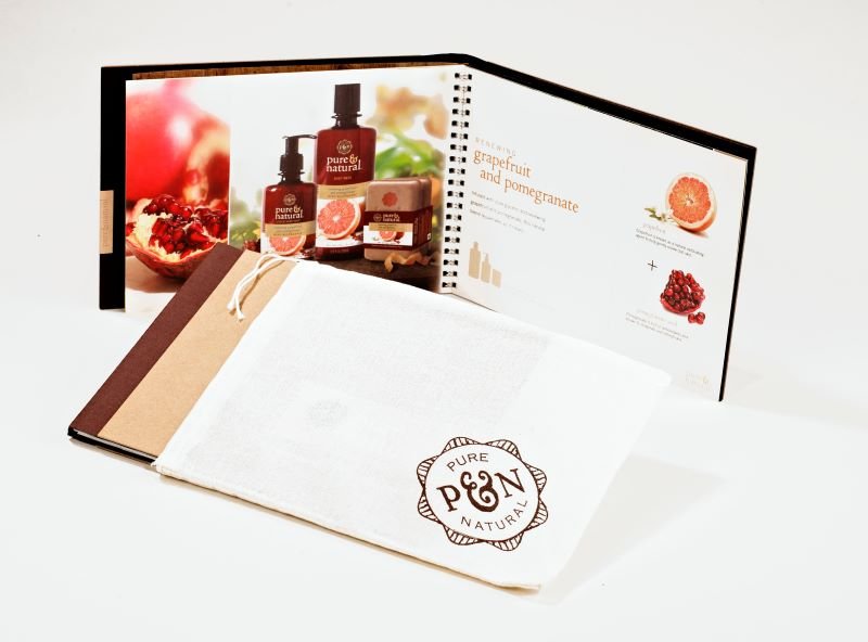 snellercreative's tweet photo. Custom Paperboard Promotional Packaging by Sneller #snellercreative #madeinusa #packaging #paperboard #paperboardpackaging #custompackaging #printing #folder #pocketfolder #collateral #presentation #presentationfolder #marketing #branding #promotion
https://t.co/cFeVns1bMk https://t.co/3dVnhfhHHV